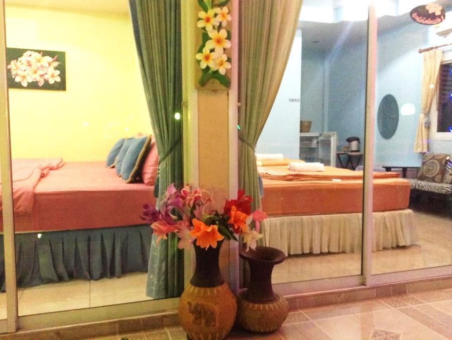 Baan Coconut At Koh Larn Hotel Exterior photo